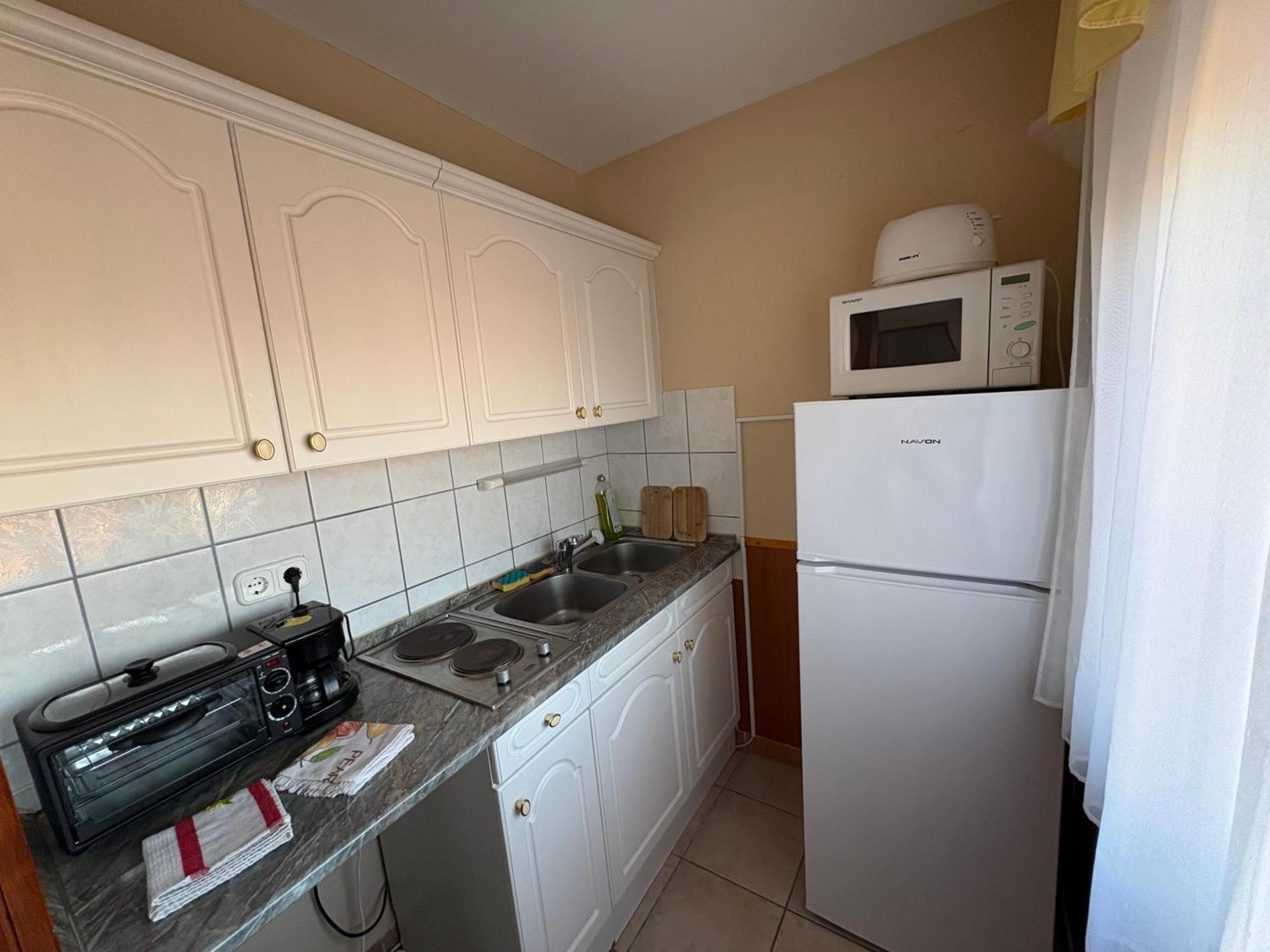 Arany Apartmanhaz Zalagyoengye Zalakaros Exterior foto